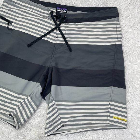 Patagonia‎ Shorts Mens 38 Gray Striped Wavefarer Printed Board Short Swim Pocket - Picture 2 of 11